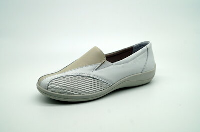 Dámska vychádzková obuv Portania 96/6151 White 